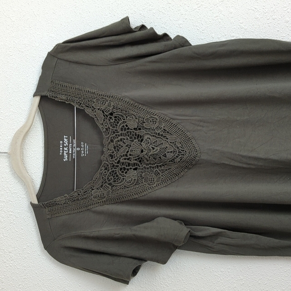 Torrid Super Soft Knits Wear What You Love Green Embroidered Women's Size 0 - Picture 2 of 8